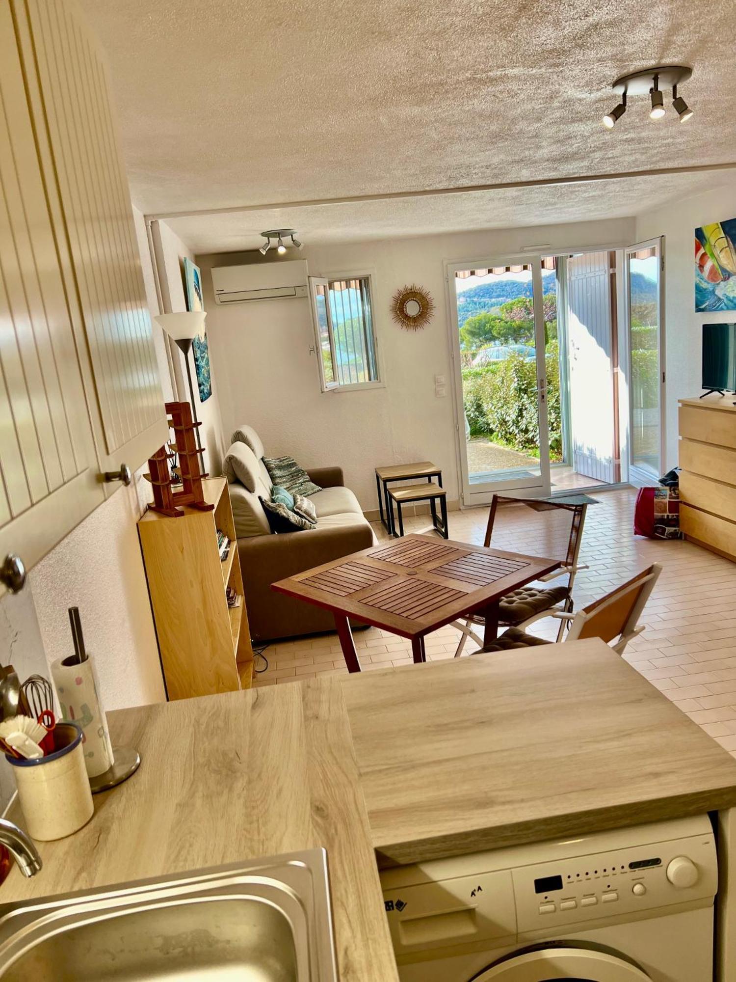 Studio Climatise Vue Mer A Proximite De La Plage Saint-Raphaël 外观 照片